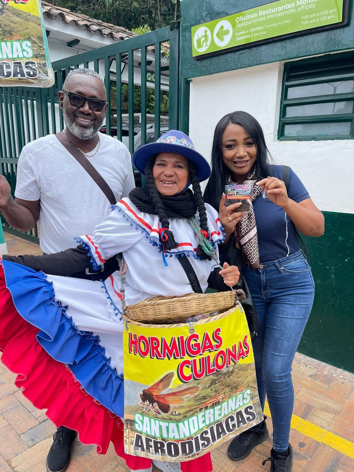 Grupo Viajes Catarey en Monserrate Colombia